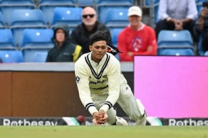 Jaiswal's Fielding Under Fire: Headingley Errors Spark Recall of MCG Drop Compilation