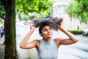 Caught in a Downpour? Expert Hacks to Quickly Dry Soaked Clothes While Wearing Them