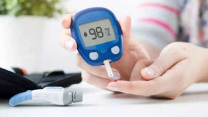 Should you monitor your blood sugar if you don’t have diabetes? Here’s what you should know