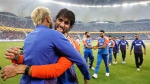 Ấn Độ Claims Ninth Asia Cup Title in Thrilling Victory Over Pakistan