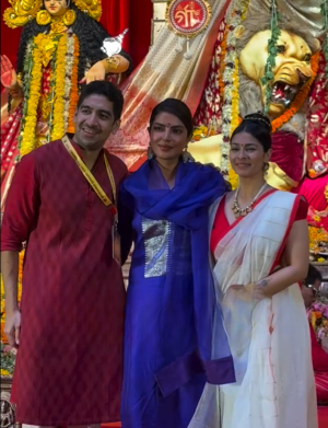 Priyanka Chopra Joins Bollywood Stars at Rani Mukerji & Kajol's Durga Puja Celebration in Mumbai