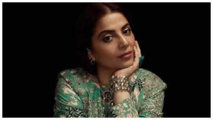 Sonam Khan Reflects on Respectful Atmosphere During Debut Bikini Scene with Yash Chopra and Rishi Kapoor
