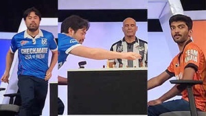 Chess World Divided: Carlsen's Coach Defends Nakamura's King Toss After Gukesh Match