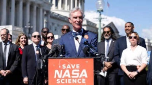 Proposed NASA Budget Cuts Spark Outcry: Bill Nye Warns of 